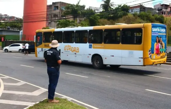Roubos em coletivos têm queda de mais de 22% nos primeiros quatro meses de 2023 na Bahia