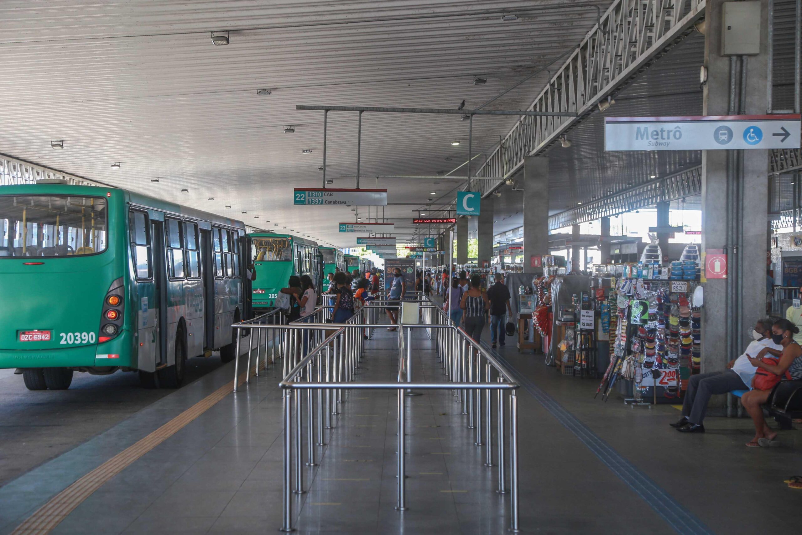 Linhas de ônibus de Salvador passarão por adaptações a partir de 10 de junho; medidas vão reduzir em 72% o tempo de espera nos pontos