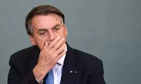 Bolsonaro é considerado inelegível após decisão unânime do TSE