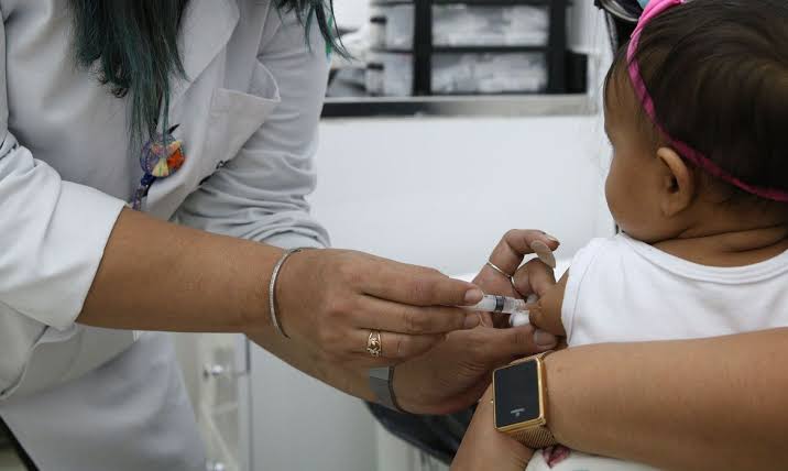 Saúde retoma vacinação contra poliomielite em todas as salas de vacinação a partir desta segunda-feira (12)