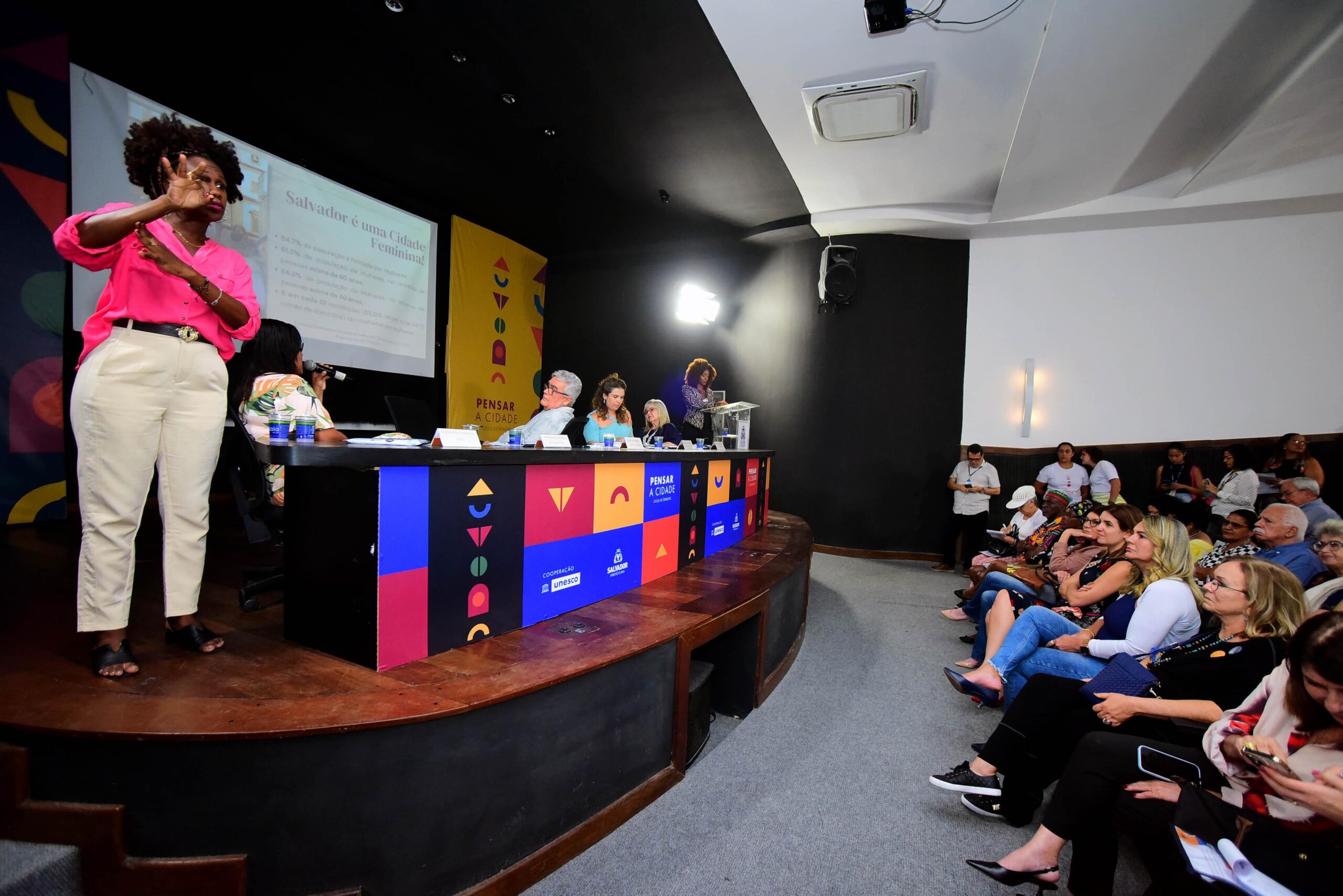 Diálogos Culturais: Encerramento do Ciclo de Debates sobre Cidades e Cultura em Salvador