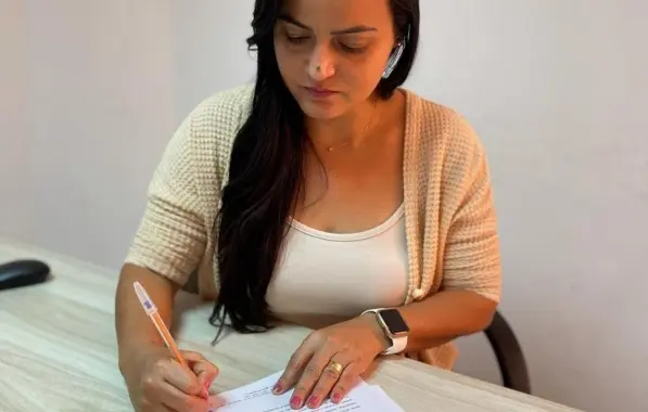 Débora Régis recupera mandato após aceitação de embargo de declaração pela Justiça Eleitoral
