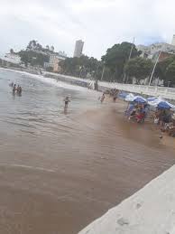 Marinha emite alerta de ressaca e ventos intensos no litoral de Salvador até Recife