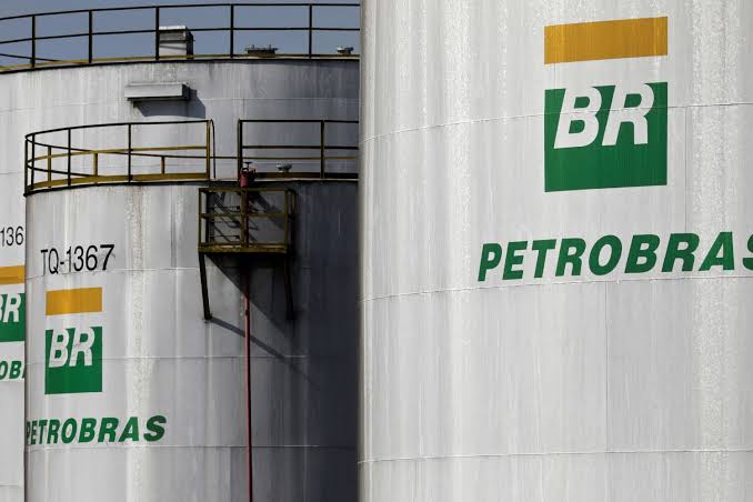 Petrobras anuncia redução de 7,1% nos preços do gás natural para distribuidoras a partir de agosto