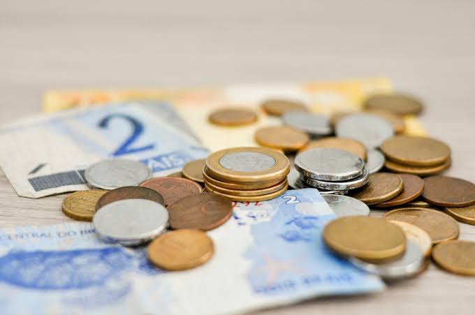 Caos Econômico à Vista: Déficit Fiscal Brasileiro Explode para R$145,4 Bilhões!