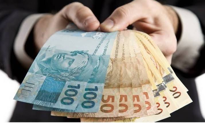 “Programa ‘Desenrola Brasil’ renegocia R$ 500 milhões em dívidas e beneficia 2 milhões de devedores”