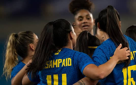 Brasil estreia com vitória e dupla imbatível no ataque da Copa do Mundo Feminina
