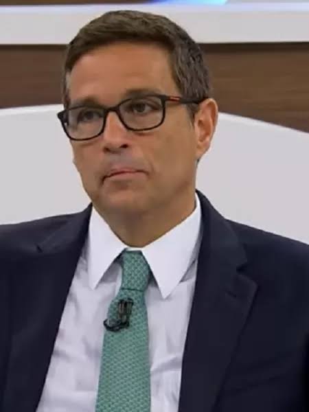 Ministro do Trabalho e Emprego pede ação do Senado em relação à presidência do Banco Central