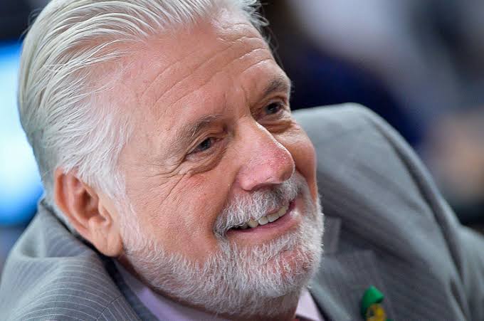 Jaques Wagner, líder do PT no Senado, defende privilégios fiscais para montadora chinesa em detrimento da reforma tributária