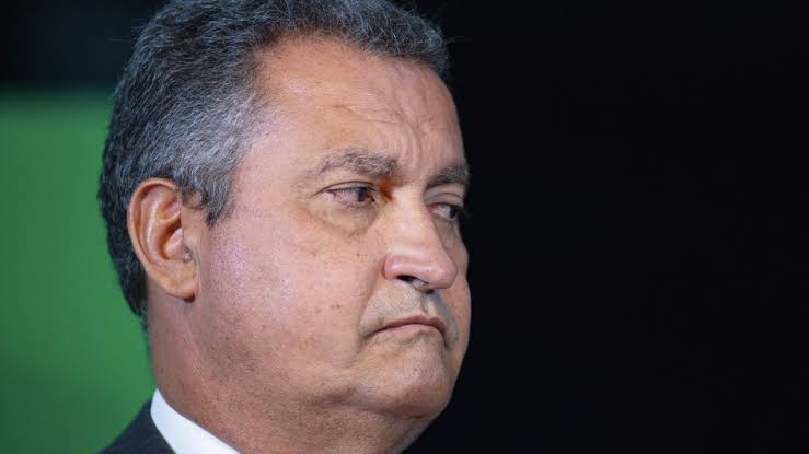 Ministro Rui Costa (PT) culpa “fogo amigo” e “fake news” por desafios no comando ministerial