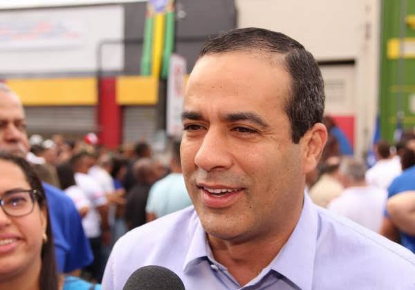 Prefeito Bruno Reis ignora rumores sobre Rui Costa e prioriza entrega de resultados na prefeitura de Salvador