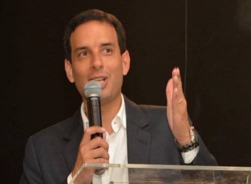 Deputado Leo Prates destaca emenda de 500 mil reais para aquisição de ambulância completa em Juazeiro, reforçando o investimento na saúde da população