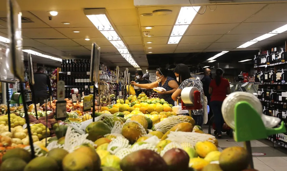 Preços da cesta básica em Salvador têm queda de 1,06% no mês de junho, revela pesquisa da SEI