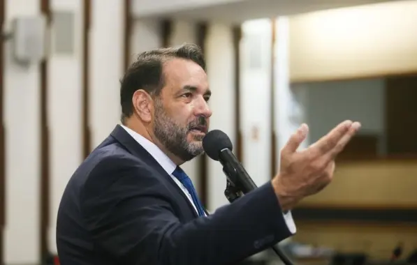 Deputado da oposição questiona destino da indenização da Ford