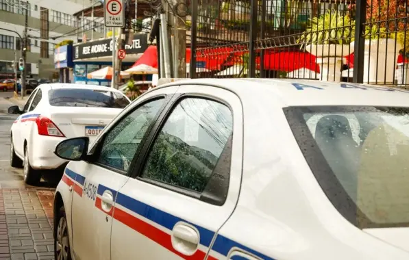 Isenção de Impostos e Anistia de Dívidas: Salvador Beneficia Taxistas Regulamentados