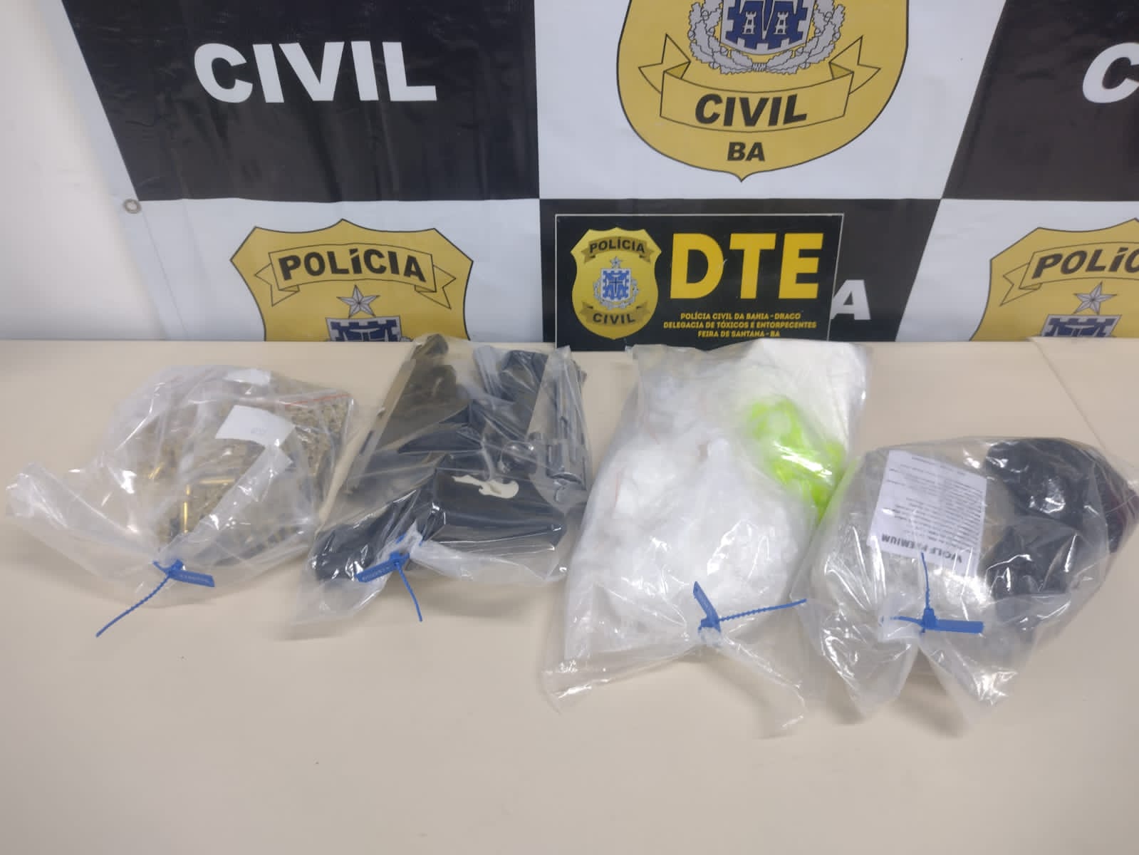 Grande Apreensão em Feira de Santana: Drogas, Armas e Munições São Interceptadas