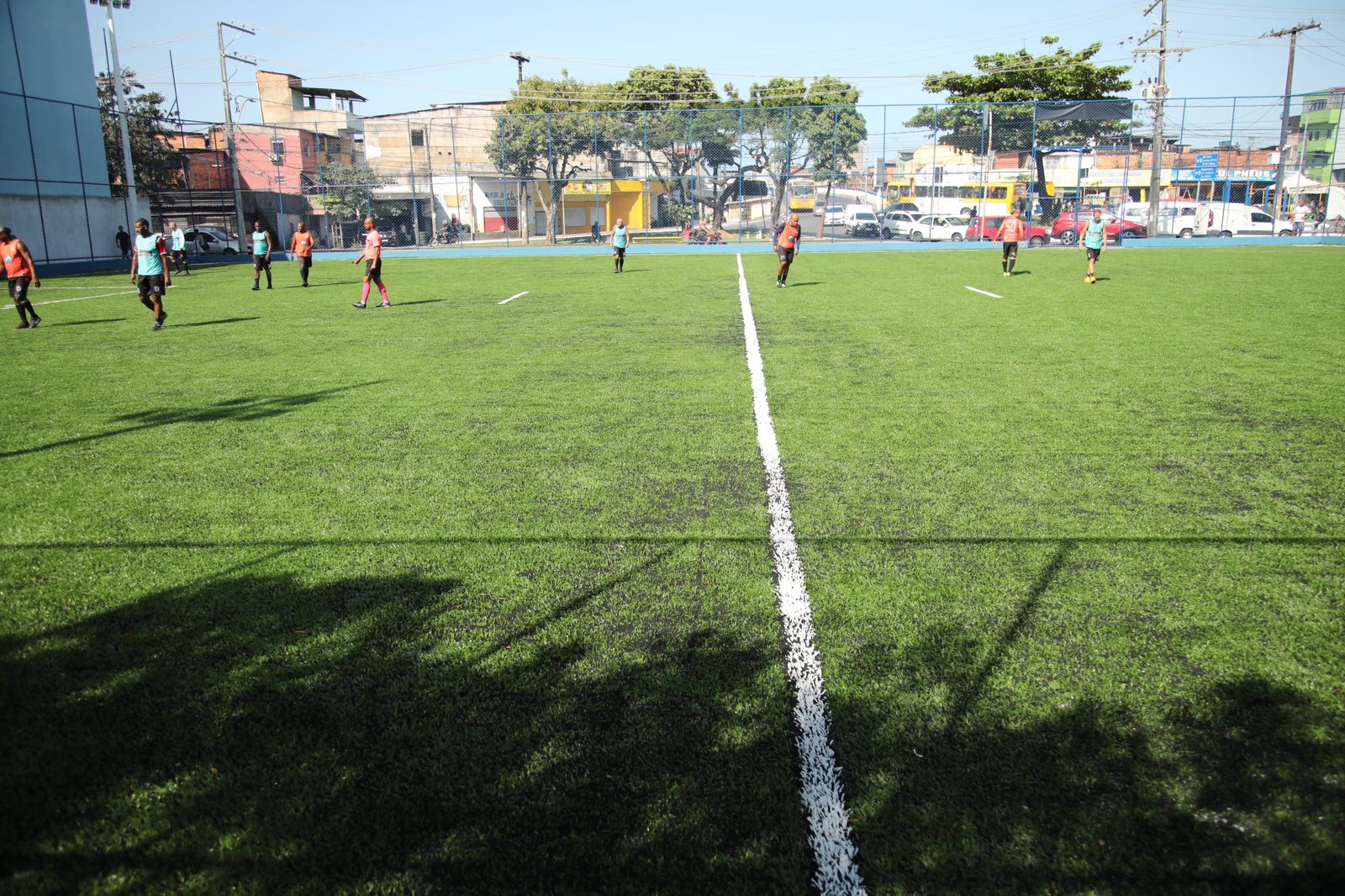 Salvador Ganha Novo Espaço Esportivo: Campo de Futebol do Uruguai