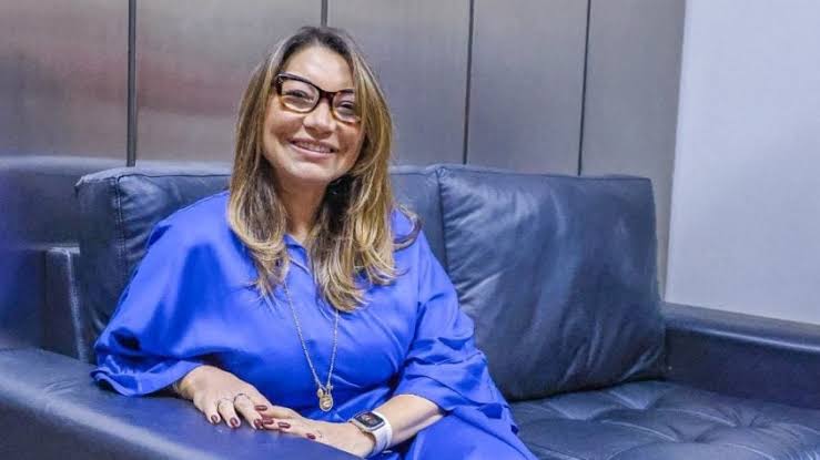 “A Algoritmo do Presidente: Janja Chama Influenciadores pela Segunda Vez!”
