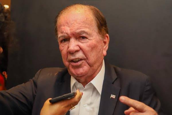 O deputado João Leão (PP-BA), responsável pela análise da denúncia contra Carla Zambelli no Conselho de Ética da Câmara, emitiu seu voto a favor da continuidade do processo contra a parlamentar.