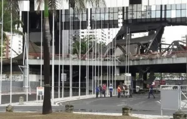 Sete Anos de Abandono e Promessas Vazias no Centro de Convenções: Protesto Marca a Indignação