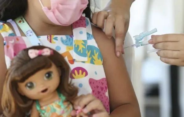 Baixa cobertura vacinal contra meningite na Bahia preocupa autoridades
