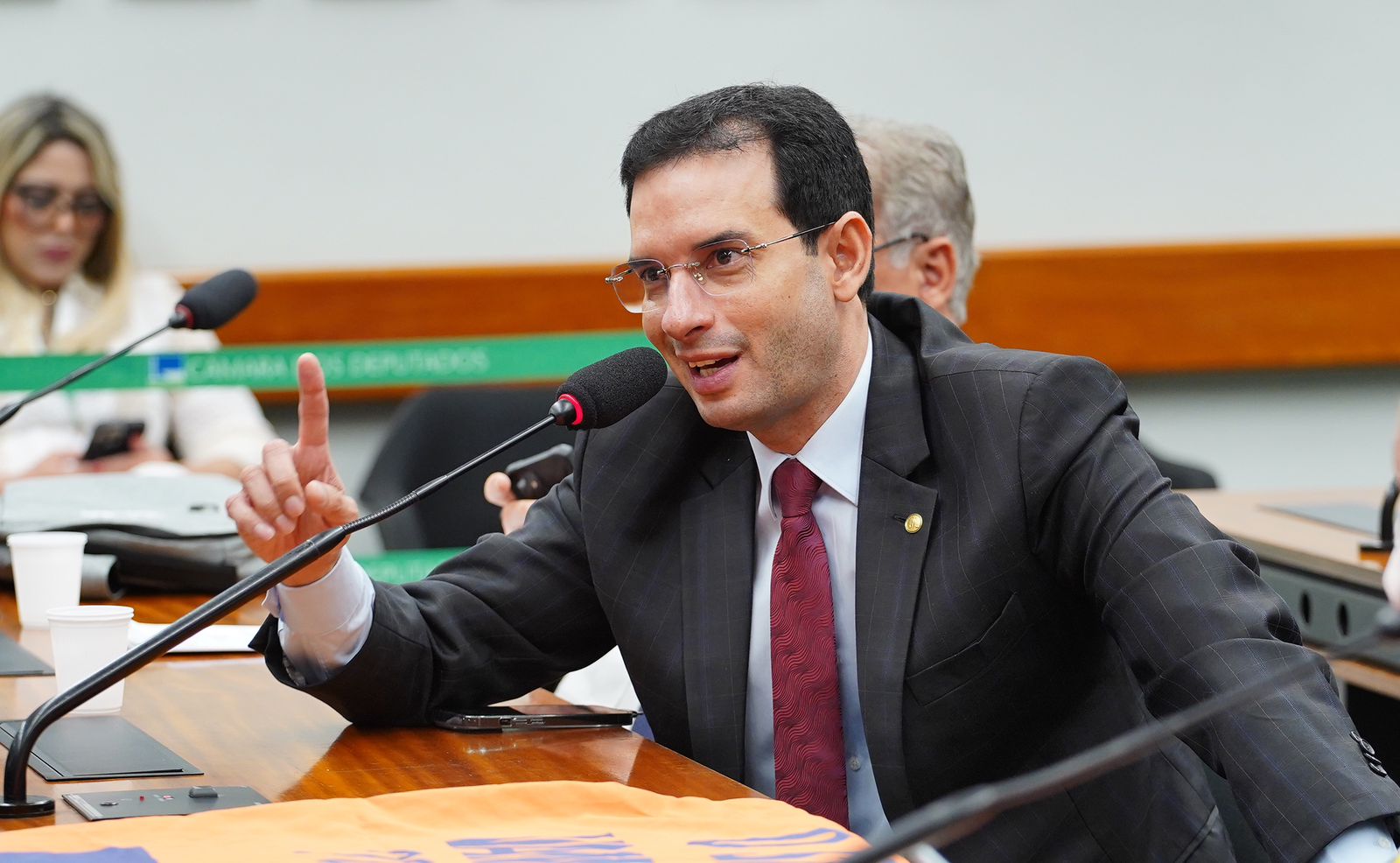 Leo Prates defende a abertura de comissão especial para prevenção de desastres em reunião com líderes no Congresso