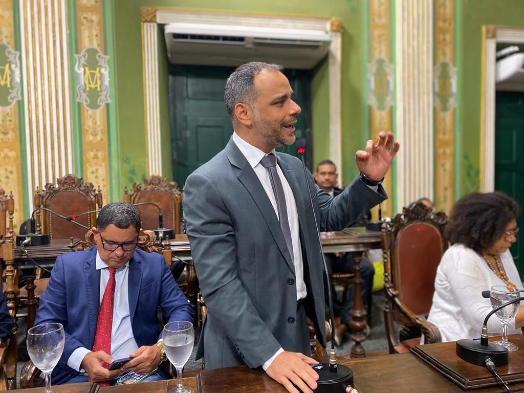 Vereador Augusto Vasconcelos Propõe Dedução de Equacionamento nos Fundos de Pensão do Imposto de Renda
