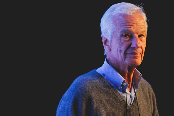 Empresário Jorge Paulo Lemann e ONG MegaEdu Participarão de Decisões sobre Conectividade nas Escolas Públicas
