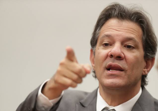 Ministro da Fazenda, Fernando Haddad (PT), destaca a necessidade de reforma administrativa com foco nos supersalários