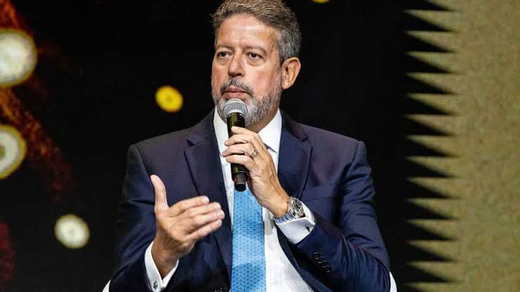 Acordo entre Líderes de Partidos e Arthur Lira na PEC da Anistia