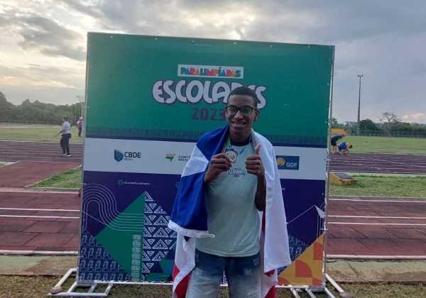 Conquistas Brilhantes: Atletas Baianos da Paranatação e do Paratletismo Retornam com 14 Medalhas nas Paralimpíadas Escolares