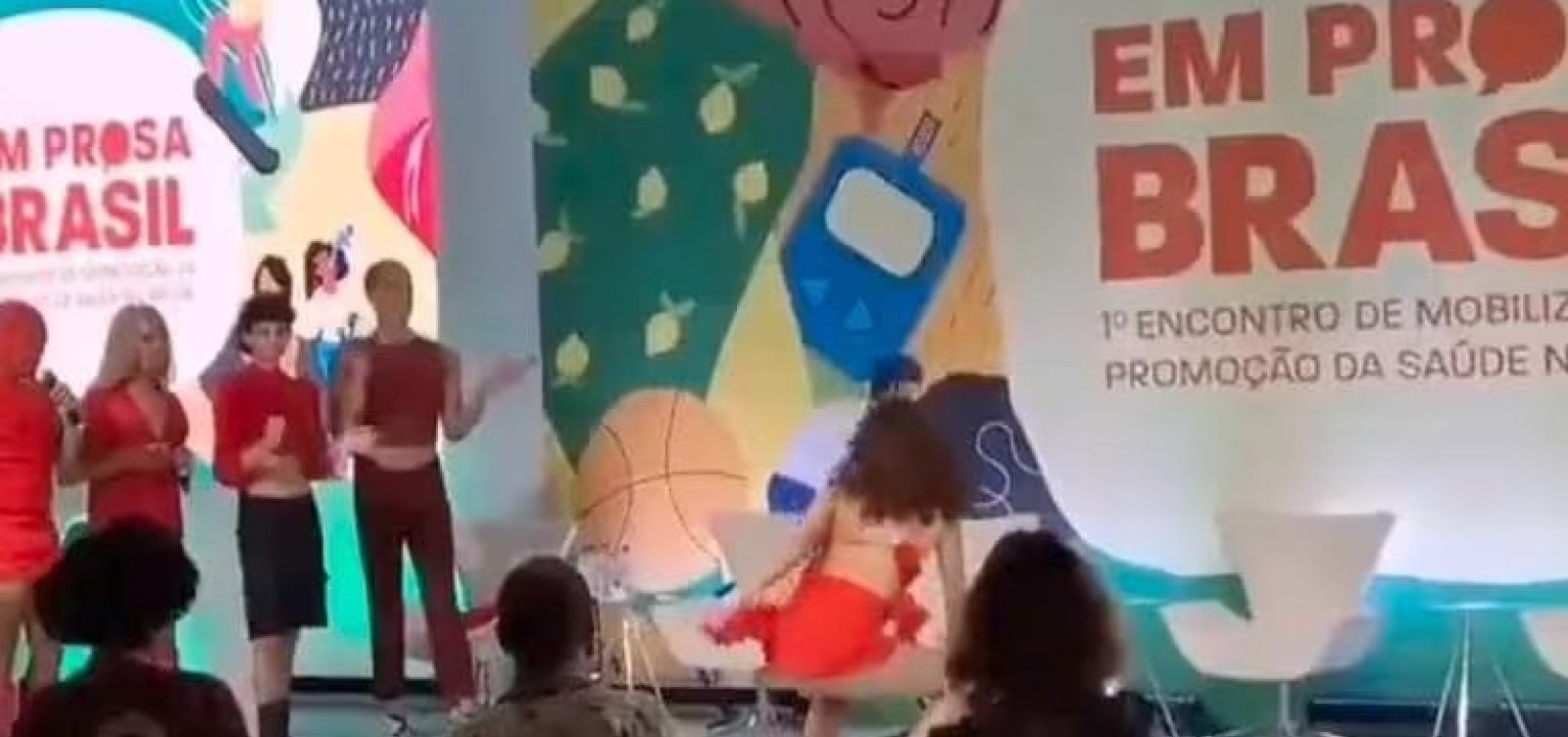 Performance em Encontro de Promoção da Saúde Gera Controvérsia: Ministério da Saúde se Pronuncia