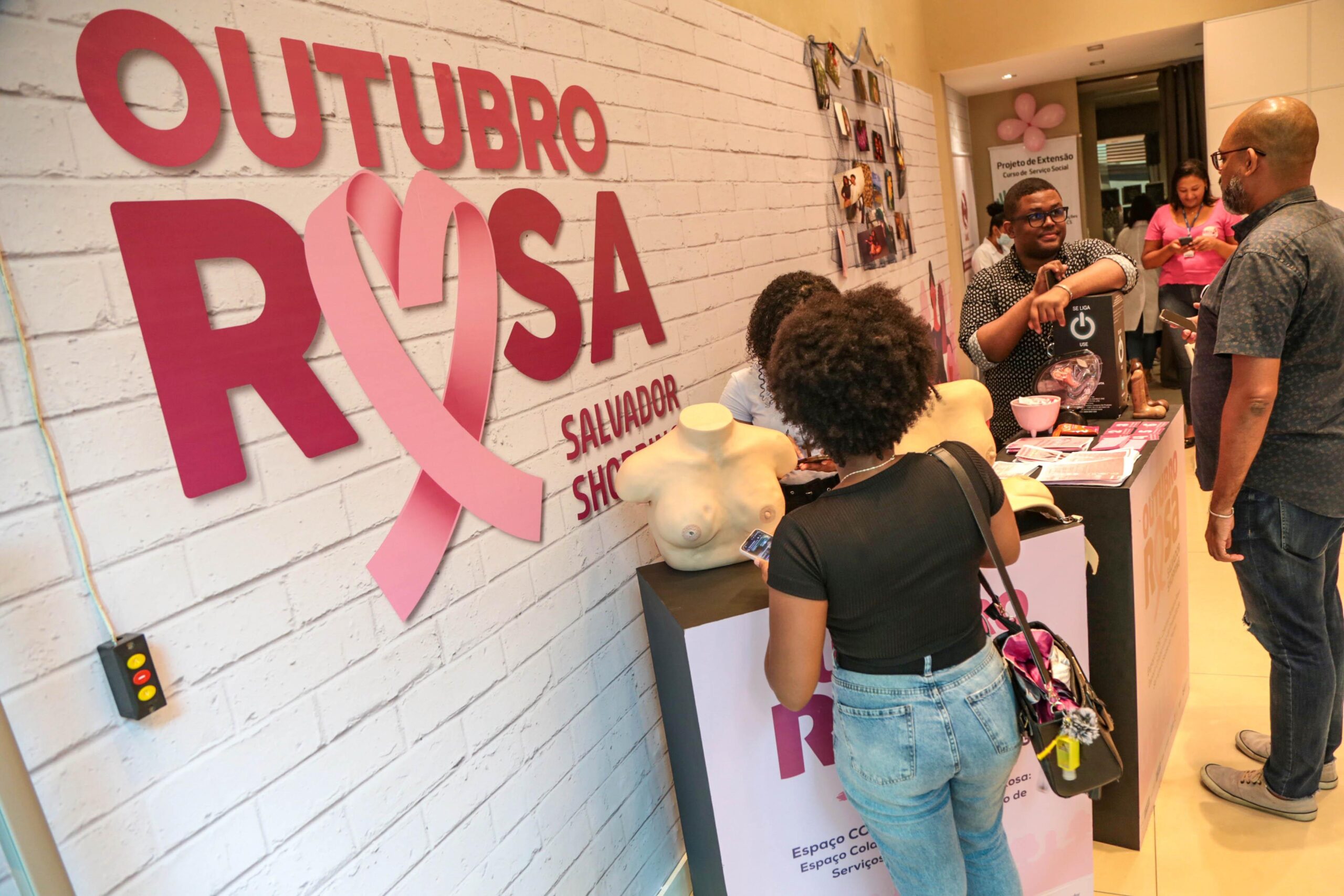 Shoppings de Salvador recebem ações do Outubro Rosa a partir desta terça (17) 