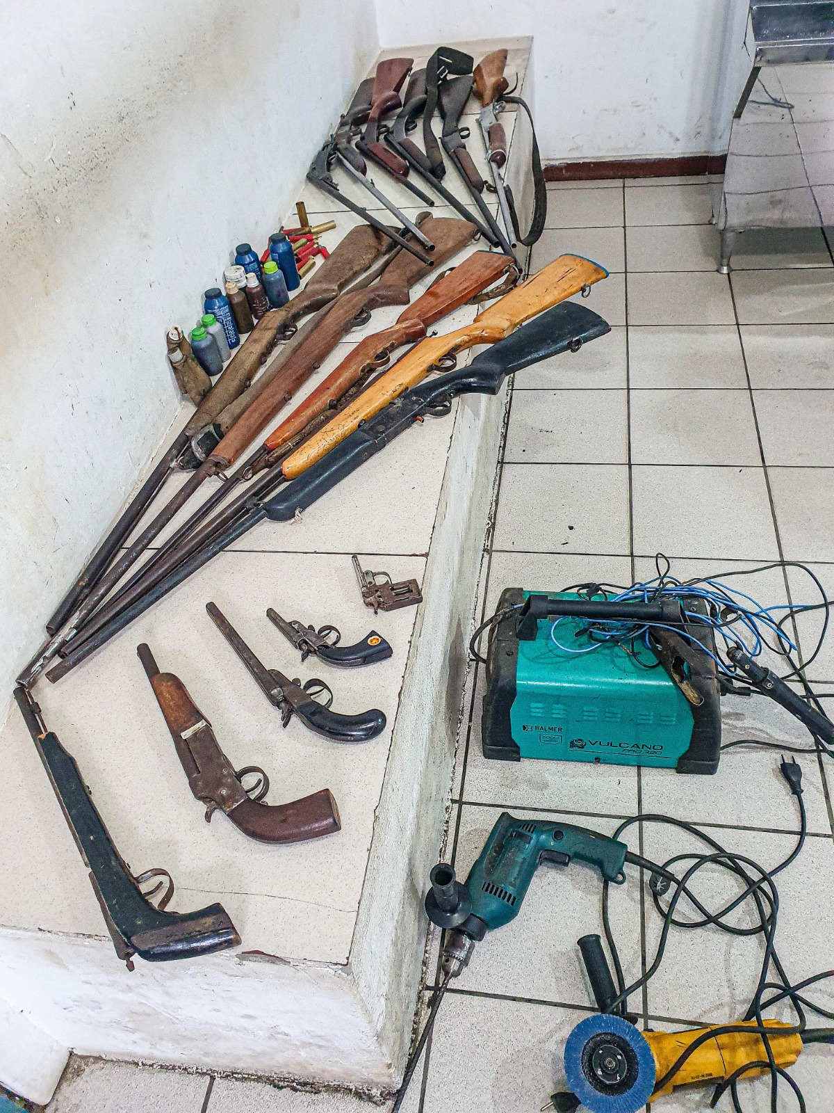 PM apreende 16 armas de fogo em Encruzilhada