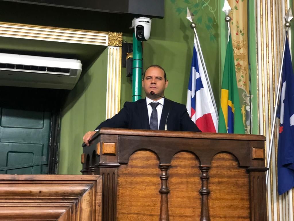 Randerson Leal propõe medidas para segurança de crianças em apartamentos de Salvador