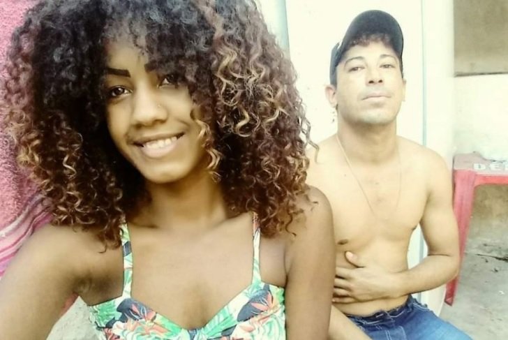Casal é assassinado a tiros em bar na Bahia
