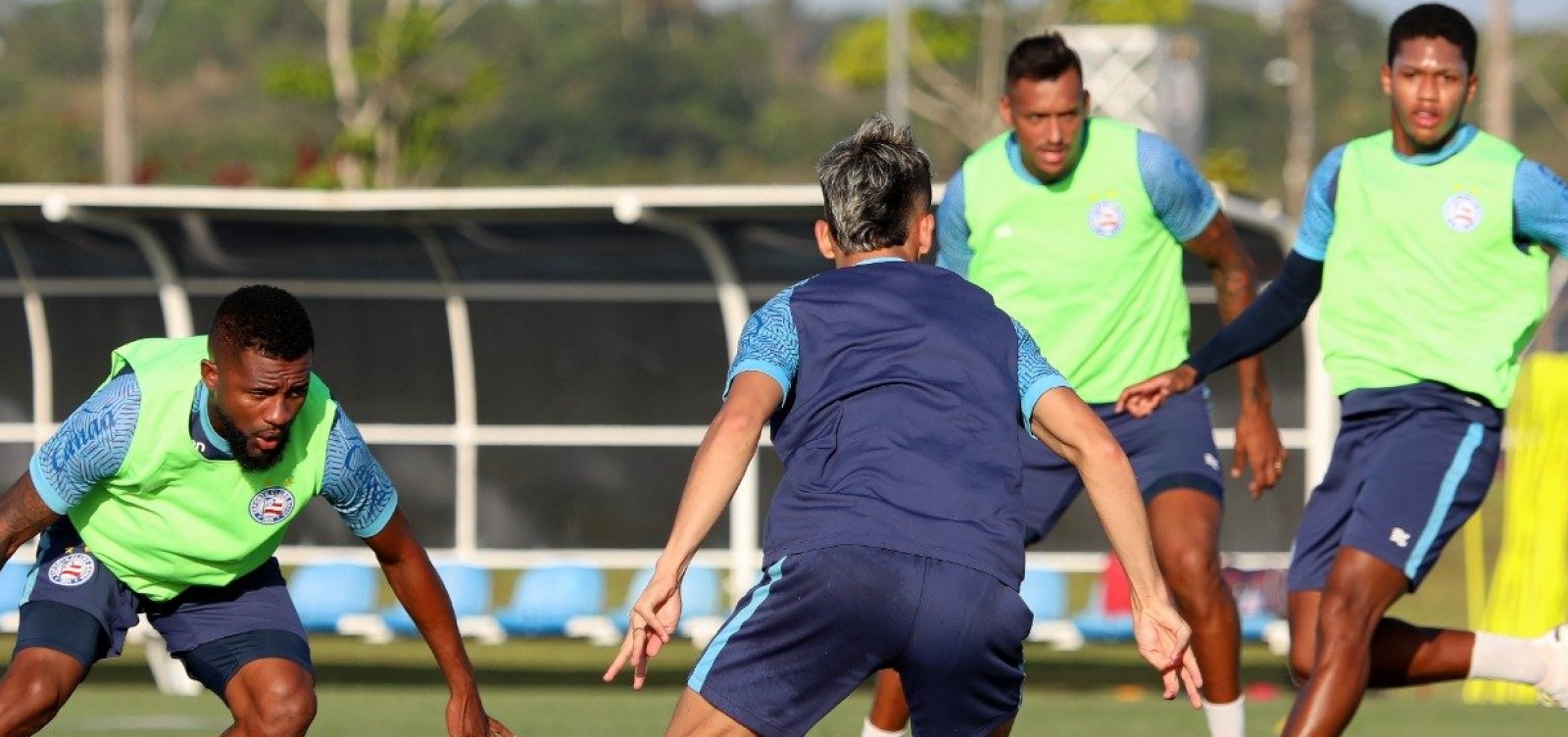 Bahia busca recuperação e alívio na luta contra o rebaixamento contra o Athlético-PR