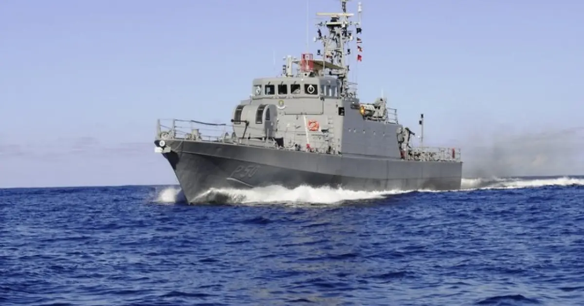 Marinha e PF apreendem 2 toneladas de haxixe em veleiro alemão na costa da Bahia