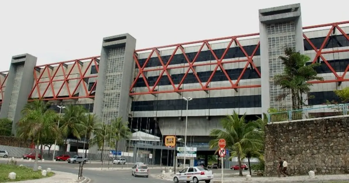 Governo da Bahia confirma demolição do Centro de Convenções da Bahia