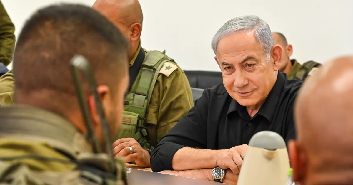Edifício do parlamento do Hamas em Gaza é alvo de ataque Israelense