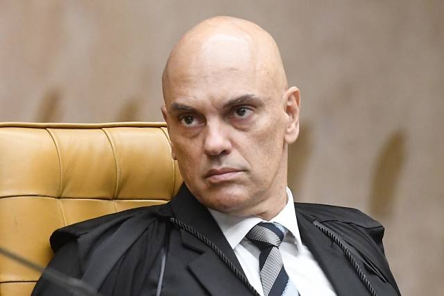 Ministro Alexandre de Moraes do STF mantém prisão de oficiais da PMDF por omissão em atos golpistas