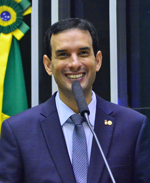 Léo Prates Recebe Indicação ao Prêmio Por TI Bahia por Inovações na Saúde e Tecnologia