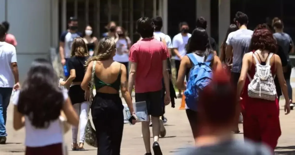 10,9 milhões de jovens brasileiros não estudam nem trabalham