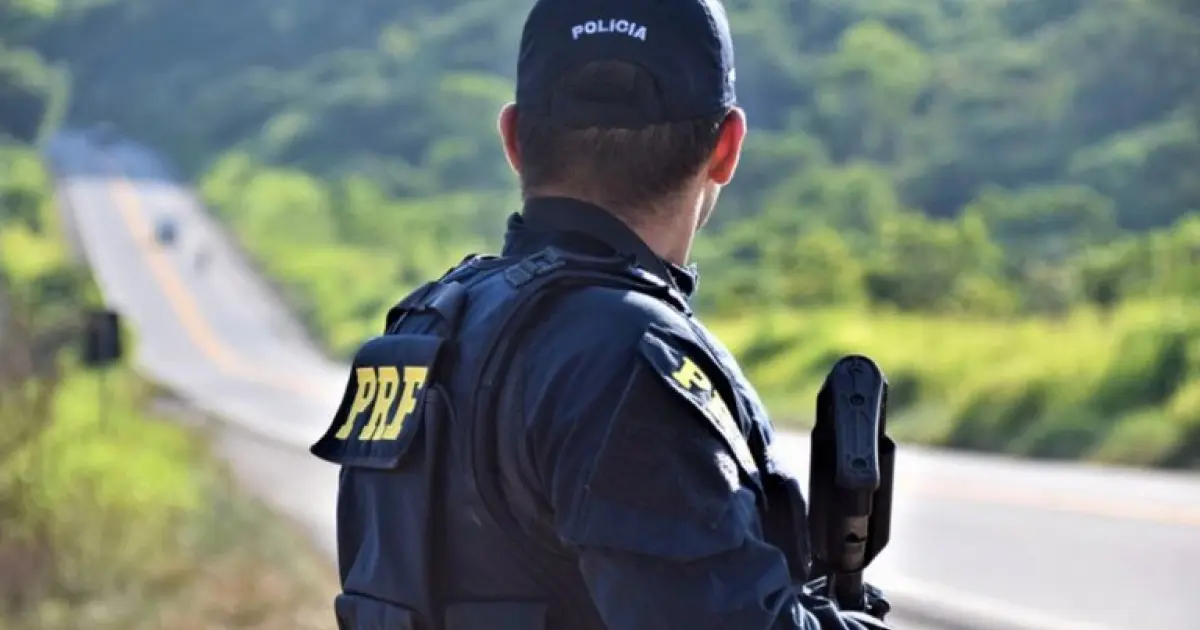 PRF prende homem embriagado ao volante na BR-030 em Caetité