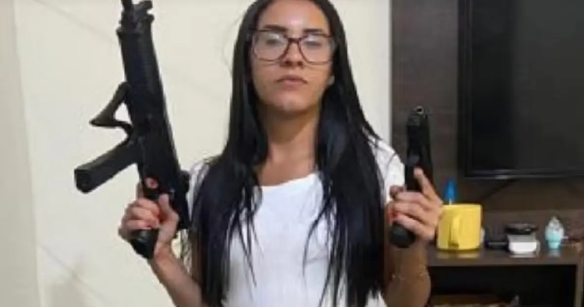 Estudante de medicina é presa em Feira de Santana por suspeita de envolvimento com tráfico de drogas