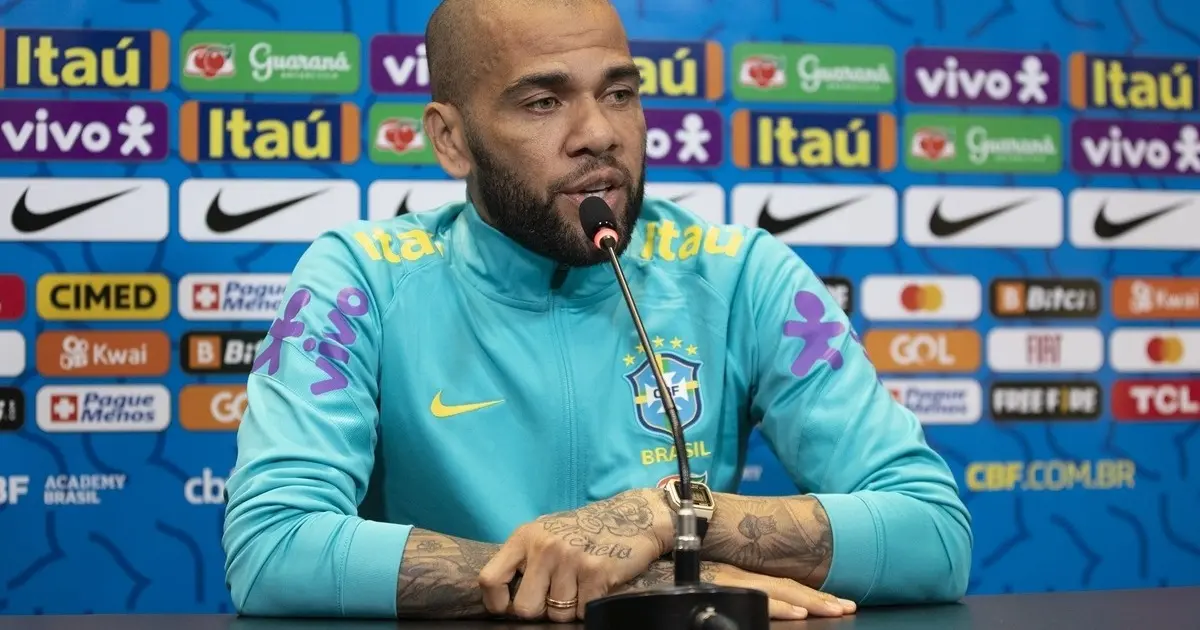 Daniel Alves: Tribunal de Barcelona condena ex-jogador por estupro