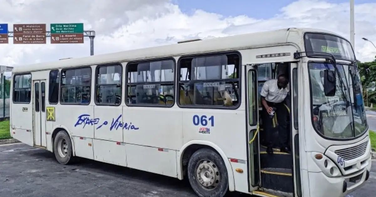 Reajuste de 8,3% nas tarifas de ônibus pega usuários de surpresa