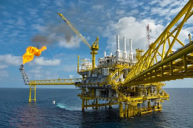 Produção de petróleo cresce 7,5% em 2024, mas recua em relação a dezembro