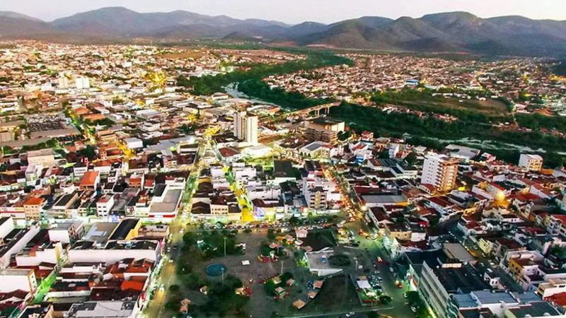 Vereador denuncia problemas no transporte público de Jequié, Bahia