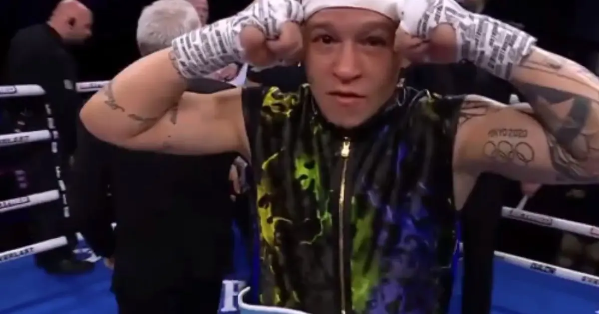 Bia Ferreira é campeã mundial de boxe! Baiana nocauteia argentina e conquista título inédito